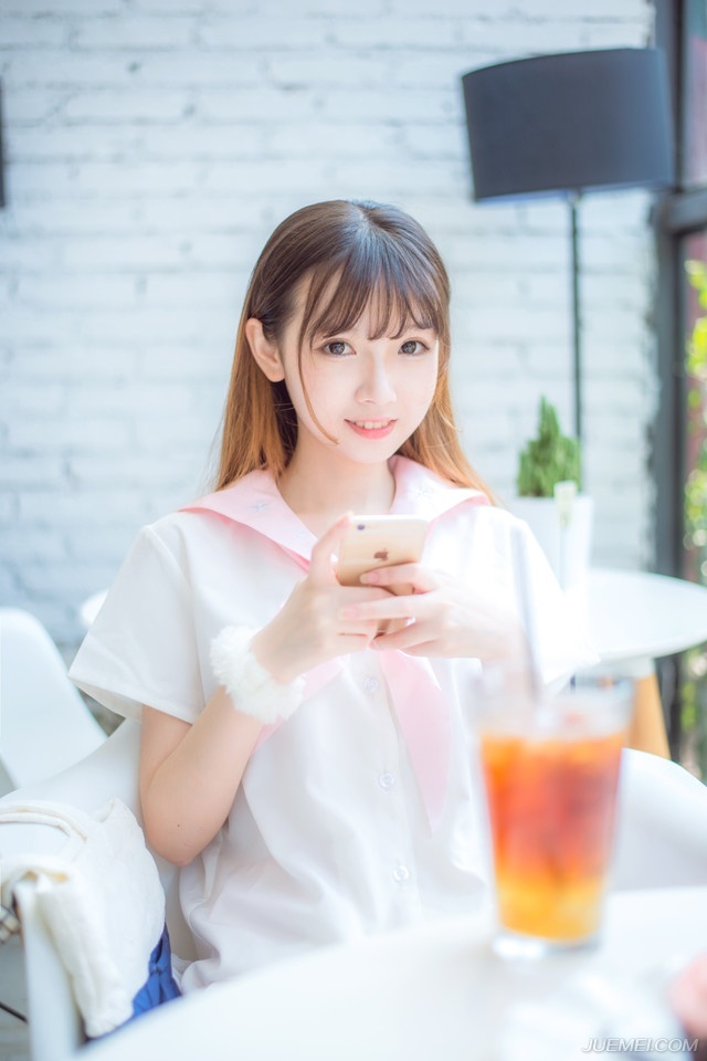 难怪关中那些世家不怎么看得上中原、蜀中以及江东世家，财富上根本就不成对比。